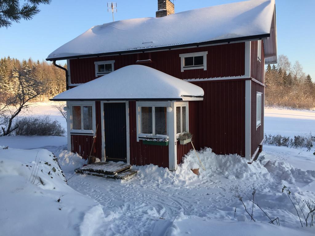 Villa Tuomiranta Sannas Eksteriør billede